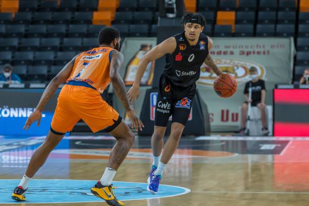 根据市场分 根据市场分