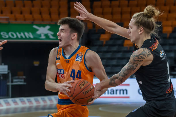 效力期间 效力期间