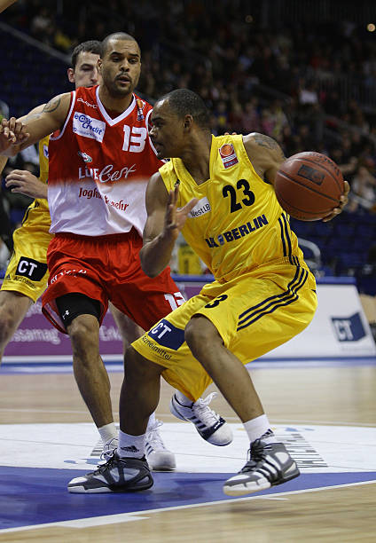 通过行动证 通过行动证