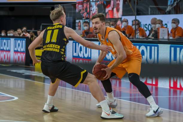 与阵容深度 与阵容深度